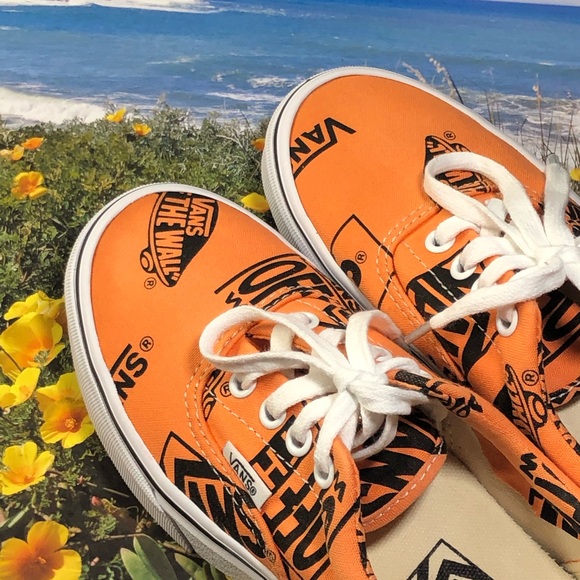 Vans Shoes - Vans Unisex EUC Off The Wall Lace-Up Sneakers